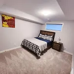 Deluxe 2 Bedroom Suite With*Netflix/Cable/Prime